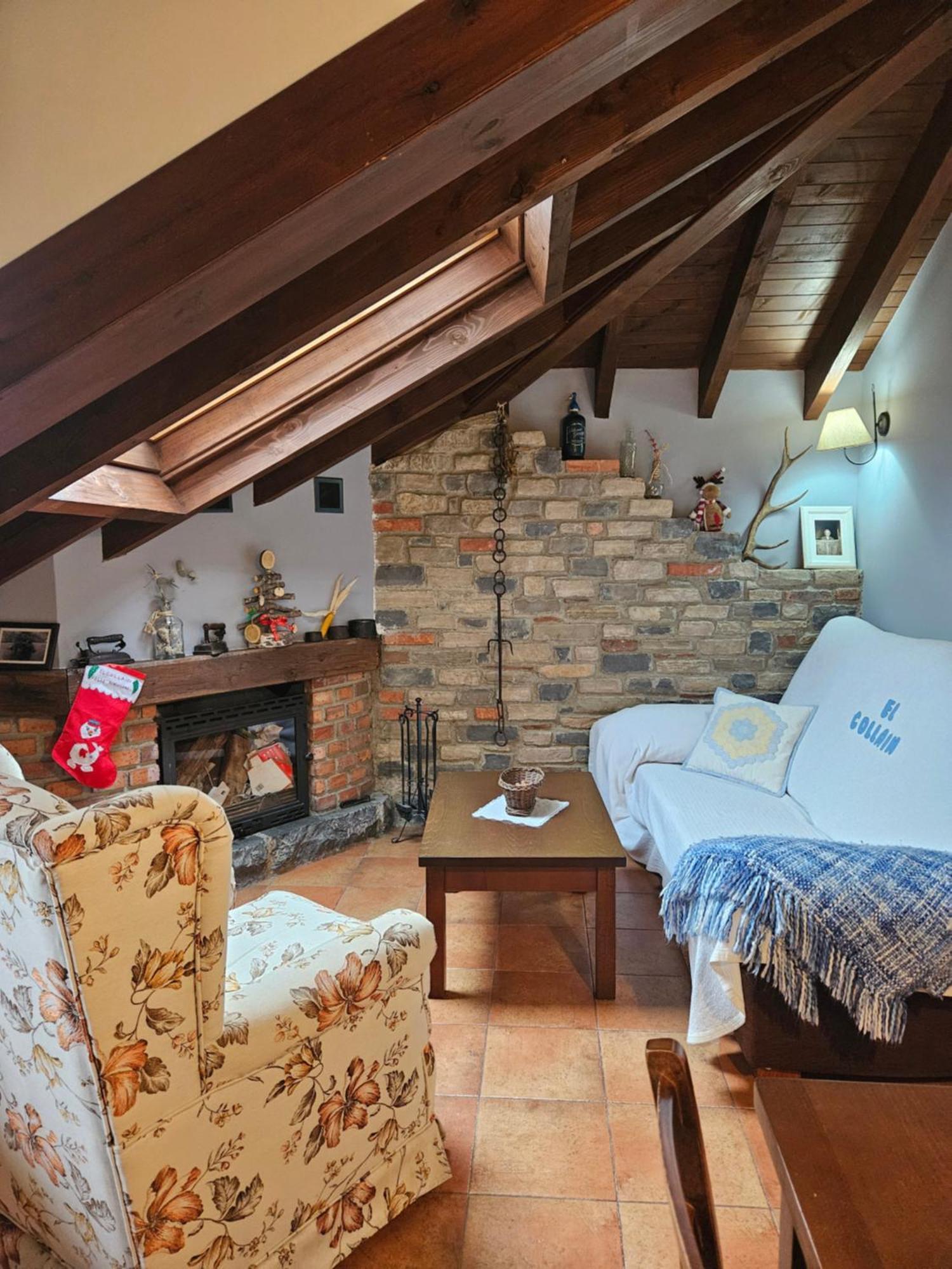 Apartamentos Rurales El Collain De Campiellos Kültér fotó