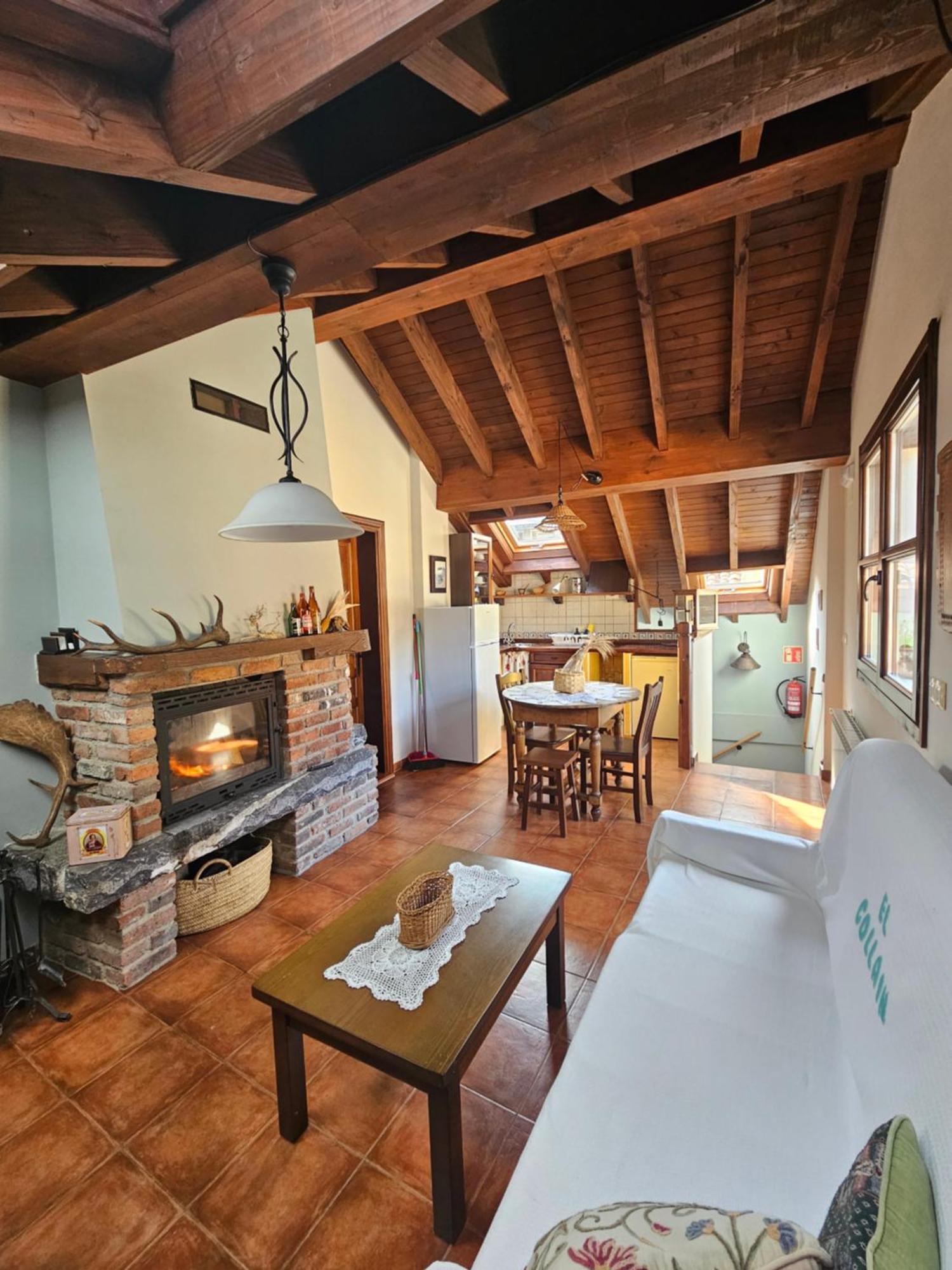 Apartamentos Rurales El Collain De Campiellos Szoba fotó